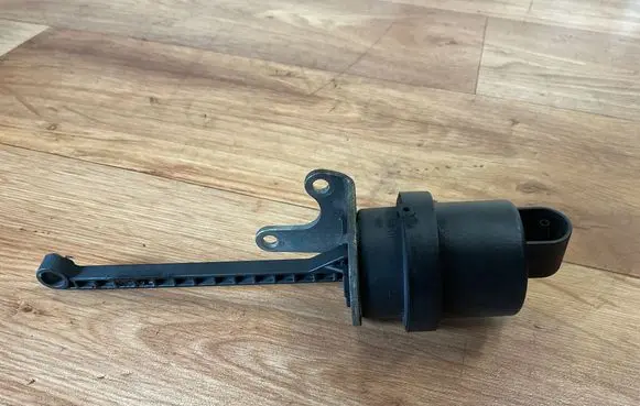 Chevrolet Nubira Valve vacuum 4010992