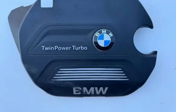 BMW X1 F48 F49 Engine cover (trim) 8514199 021031045 16208310