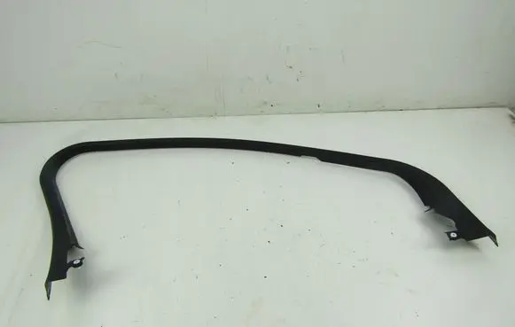 Chevrolet Meriva Front door trim (molding) J9D320905AB