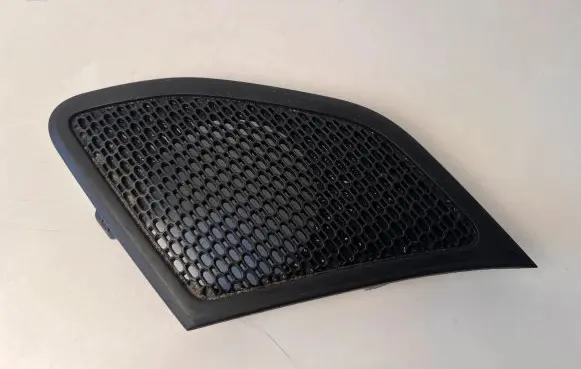 Side speaker trim/cover
