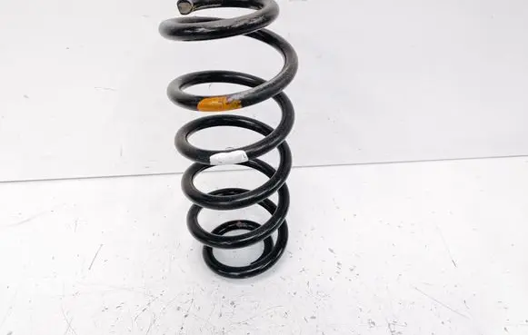 Toyota Prius+ (ZVW40) Rear coil spring 