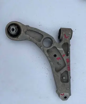 Jeep Cherokee Front control arm JEEP CHEROKEE KL LIFT WAHACZ LEWY PRZEDNI