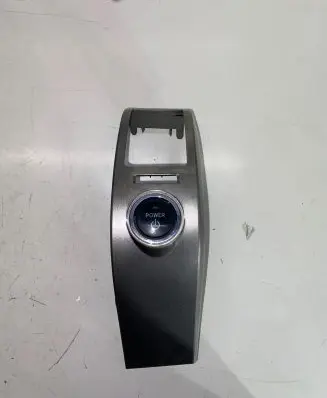 Toyota Prius (XW20) Radio/GPS head unit trim 5565047050 4556617030 55650500