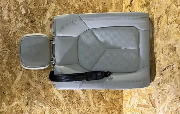 Porsche Macan (95B) Rear seat 