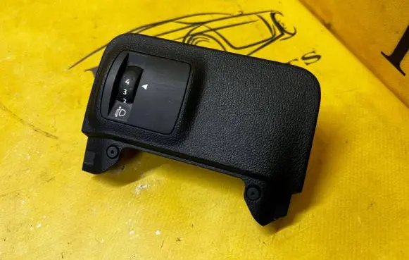 Renault Megane IV Headlight level height control switch 251631232R 251902972R