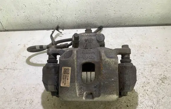 KIA Sportage Front brake caliper 58130D7700 SR06W2705