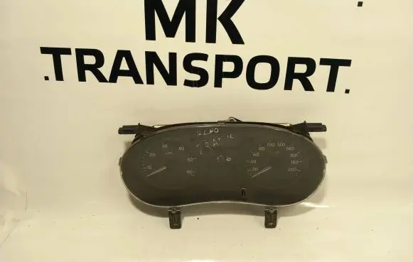 Renault Trafic II (X83) Speedometer (instrument cluster) P8200390132 216788805 MS8185743