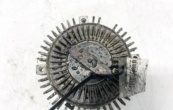 Audi A4 S4 B5 8D Viscous fan clutch 06B121347