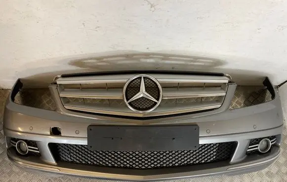 Mercedes-Benz C W204 Front bumper A2048850025