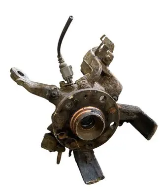 Volkswagen Golf V Front wheel hub