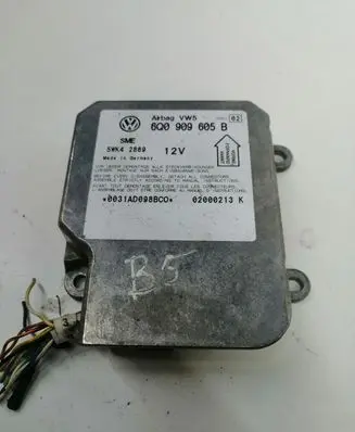 Volkswagen PASSAT B5 Airbag control unit/module 6Q0909605B