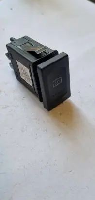 Windscreen/window heater switch