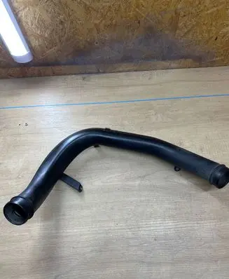 Volvo XC60 Intercooler hose/pipe 31261343