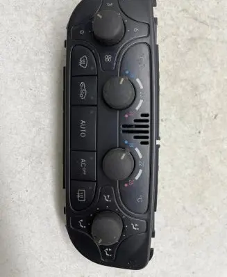 Mercedes-Benz C W203 Climate control unit A2098300085 9140010497 C172351