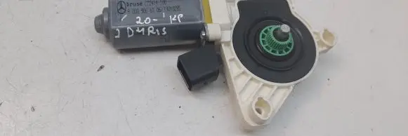 Mercedes-Benz E W238 Front door window regulator motor A0009066106