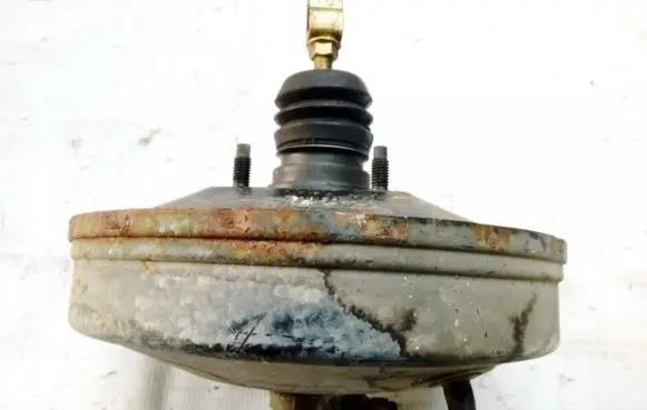 Mitsubishi Colt Brake booster 83303105 4214