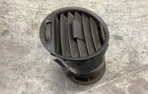 Volkswagen Caddy Dash center air vent grill 2K0819703B
