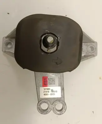 KIA Sportage Engine mount bracket 21815N9110