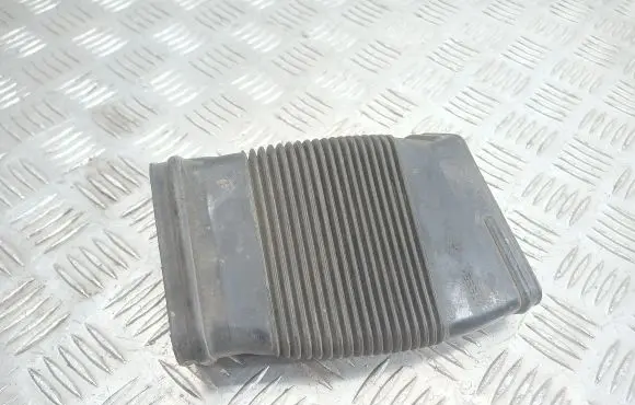 Audi A4 S4 B5 8D Air intake duct part