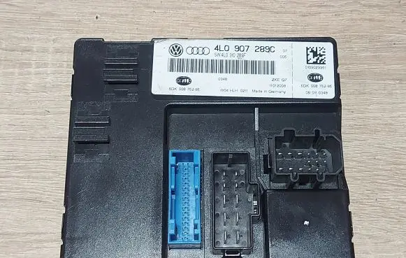 Audi Q7 4L Light module LCM 4L0907289C