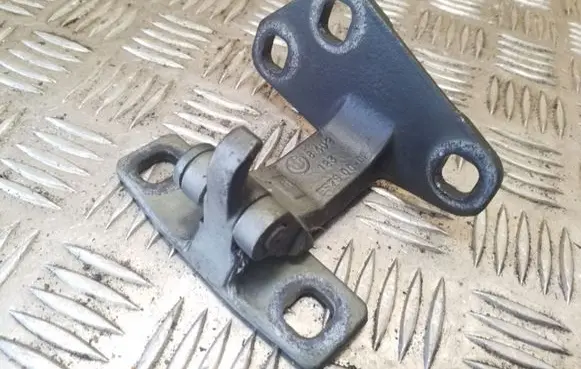 BMW X5 E53 Tailgate/trunk/boot hinge 8402183