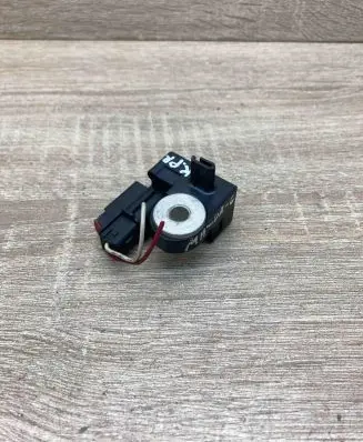Mazda 6 Airbag deployment crash/impact sensor GP9A57KC0 60A8A88E K0273