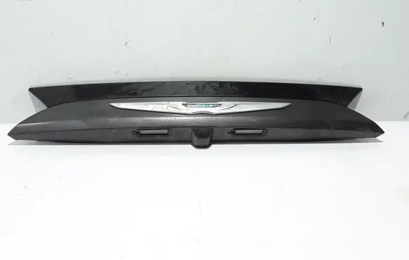Chrysler Pacifica Number plate light 5SU14TRMA