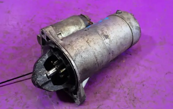 Opel Astra H Starter motor