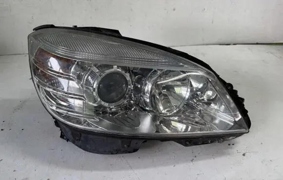 Mercedes-Benz C W204 Headlight/headlamp A2048208461