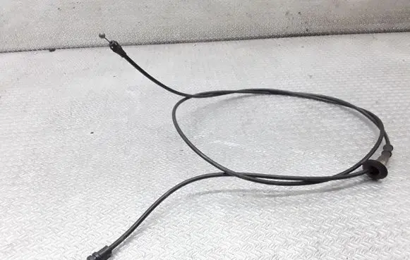 Engine bonnet/hood lock release cable