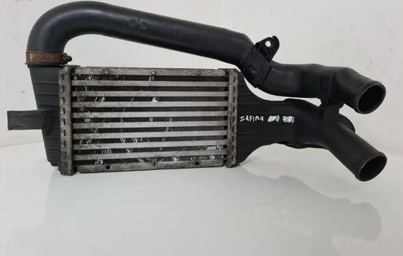 Opel Zafira A Intercooler radiator 24436438