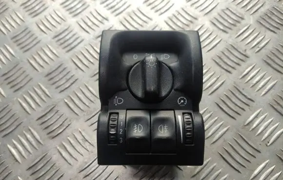 Opel Vectra B Light switch 90569814 53142807 1801991A