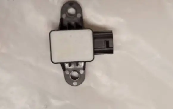 KIA Niro Airbag deployment crash/impact sensor 95920F2100 171201P0001