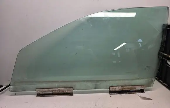 Volvo S80 Front door window glass four-door 1234