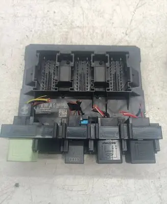 Volkswagen PASSAT B7 Comfort/convenience module 3AA937087C