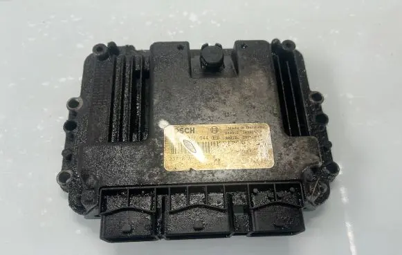 Nissan Primera Engine control unit/module