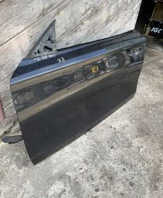 Door (2 Door Coupe)