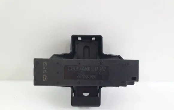 Audi Q7 4M Keyless (KESSY) go control unit/module 4M0907247