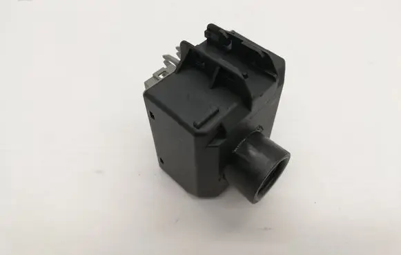 Mercedes-Benz GLA W156 Ignition lock A2469055103