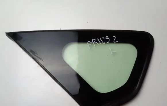 Toyota Prius (XW30) Rear side window 6272047031