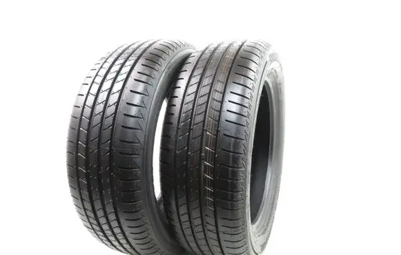 Volkswagen Golf V R16 summer tire 