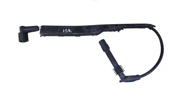 Volkswagen Golf III Ignition plug leads 032905487B