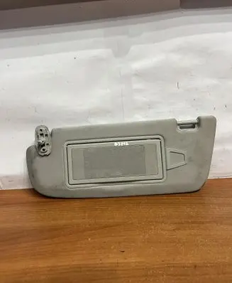 Mercedes-Benz E W211 Sun visor 1010442700 D3812
