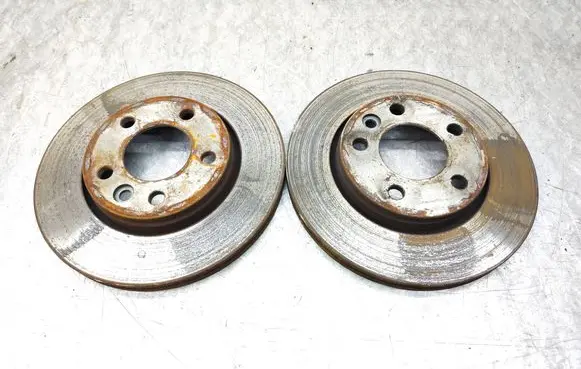 Volkswagen Transporter - Caravelle T5 Rear brake disc