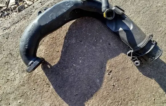 Nissan Qashqai Intercooler hose/pipe 8200645723