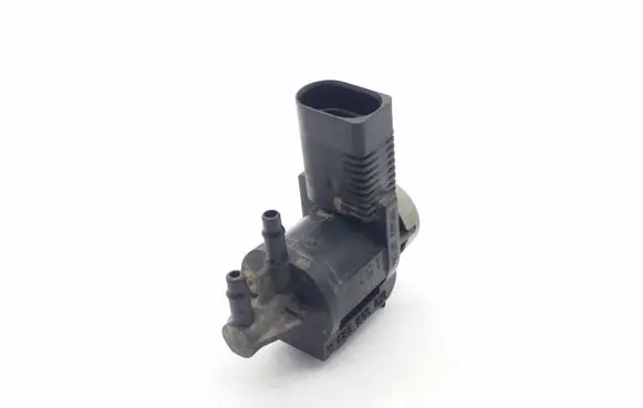 Volkswagen Touareg II Vacuum valve 1K0906283A