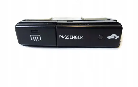Toyota Avensis T250 Windscreen/window heater switch 8479005130