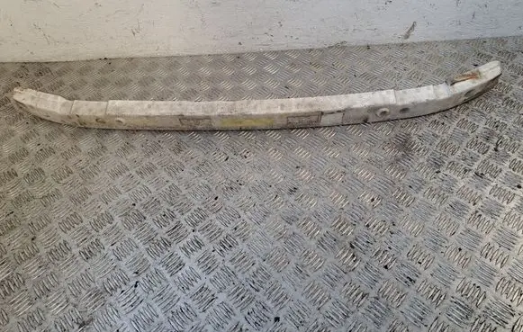 Toyota Auris 150 Front bumper foam support bar 5261102130
