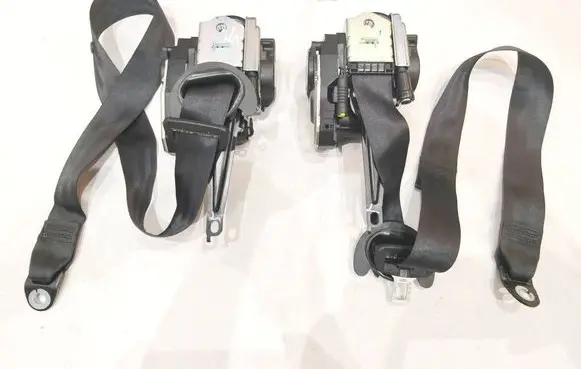 Audi Q7 4M Front seatbelt 4M0857706A 4M0857705A