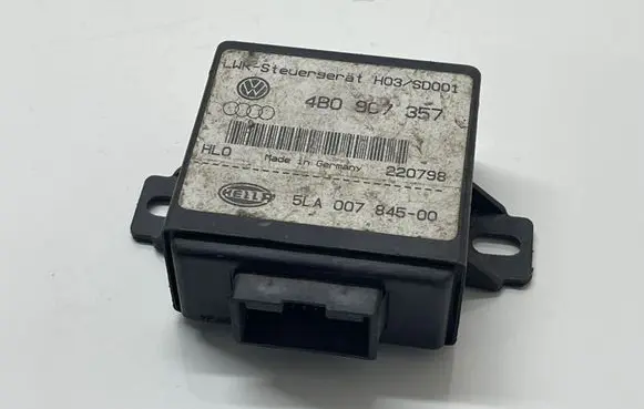Audi A6 S6 C5 4B Light module LCM 4B0907357 5LA00784500